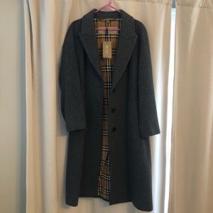 BURBERRY COAT NEW WITH TAGS